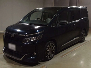 TOYOTA VOXY 2014