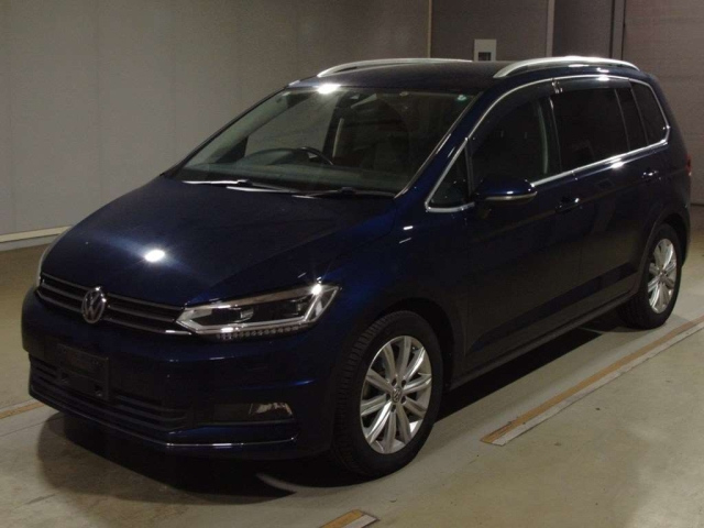 VOLKSWAGEN GOLF TOURAN 2018