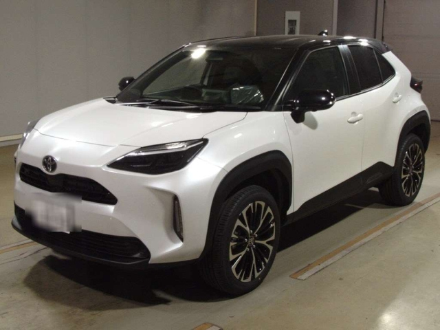 TOYOTA YARIS CROSS 2025