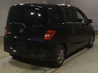 HONDA FREED 2009