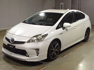 TOYOTA PRIUS 2014