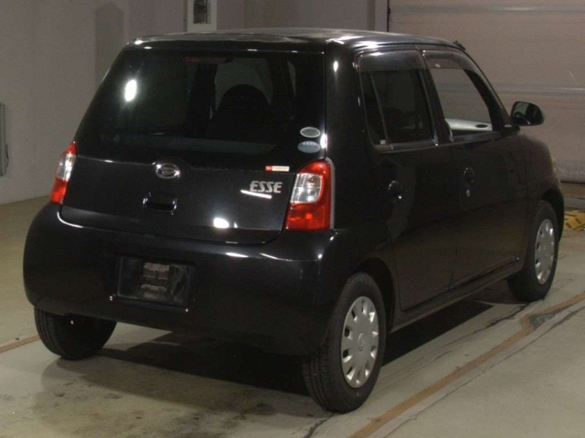 DAIHATSU ESSE 2011