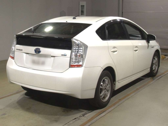 TOYOTA PRIUS 2010