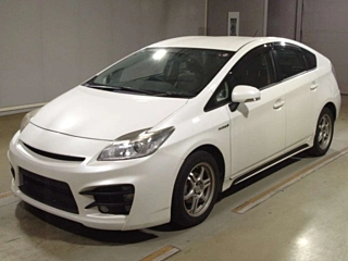 TOYOTA PRIUS 2012