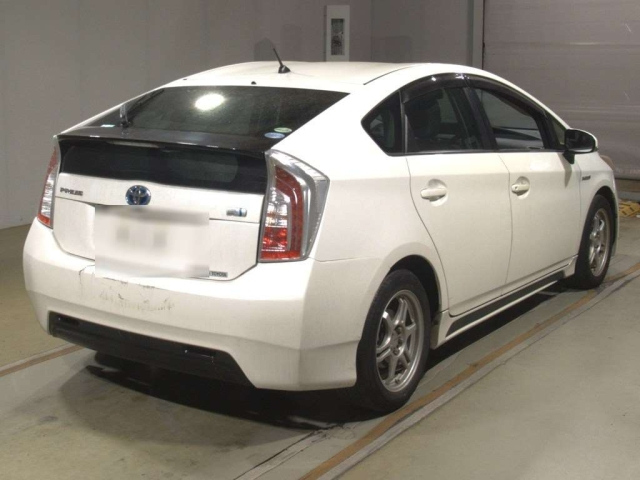 TOYOTA PRIUS 2012
