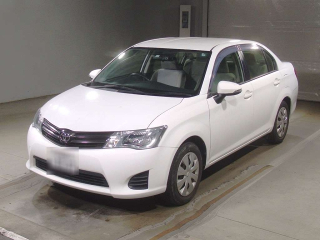 TOYOTA COROLLA AXIO 2013