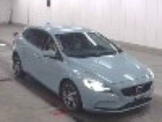 Заказать VOLVO V40