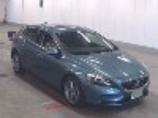 Заказать VOLVO V40