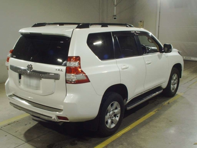 TOYOTA LAND CRUISER PRADO 2017