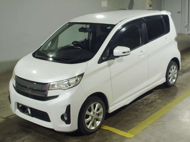 MITSUBISHI EK CUSTOM 2013