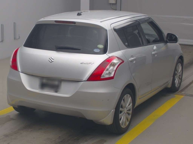 SUZUKI SWIFT 2011
