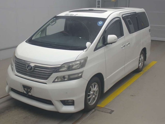 TOYOTA VELLFIRE 2010