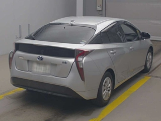 TOYOTA PRIUS 2017