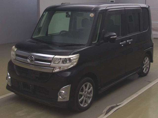 DAIHATSU TANTO 2014
