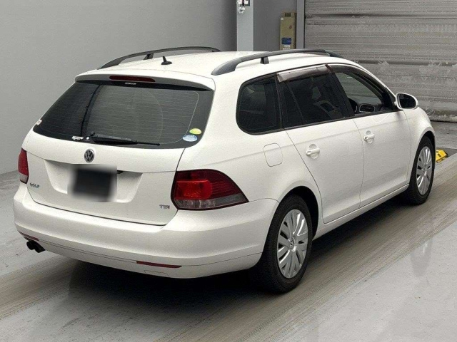 VOLKSWAGEN GOLF VARIANT 2011