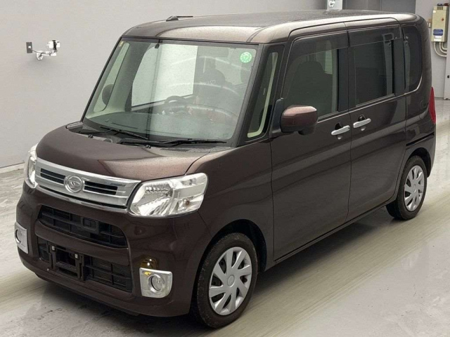 DAIHATSU TANTO 2014