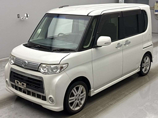 DAIHATSU TANTO 2013