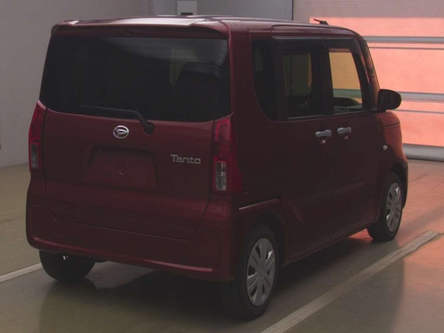 DAIHATSU TANTO 2021