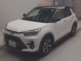 TOYOTA RAIZE 2025