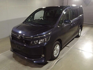 TOYOTA VOXY 2017
