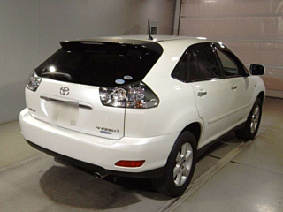 TOYOTA HARRIER 2011