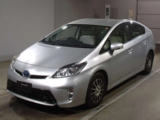 TOYOTA PRIUS 2015