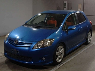 TOYOTA AURIS 2011