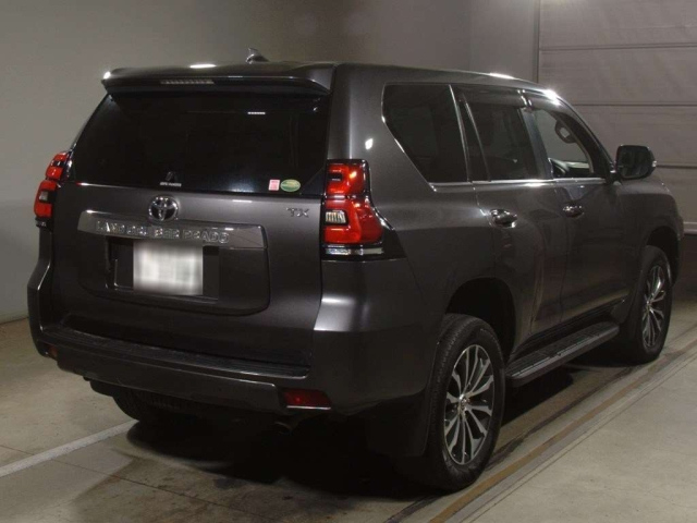 TOYOTA LAND CRUISER PRADO 2020