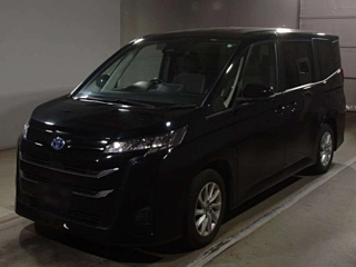 TOYOTA NOAH 2022