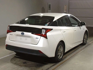TOYOTA PRIUS 2019