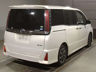 TOYOTA NOAH 2019