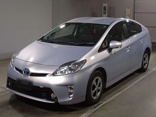 TOYOTA PRIUS 2013