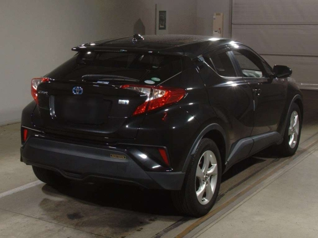 TOYOTA C-HR 2017