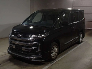TOYOTA NOAH 2024
