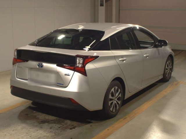 TOYOTA PRIUS 2019