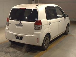 TOYOTA SPADE 2015