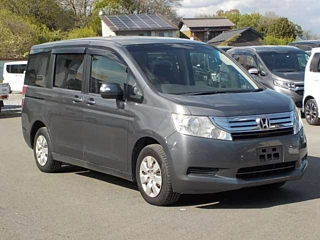 HONDA STEP WAGON 2011
