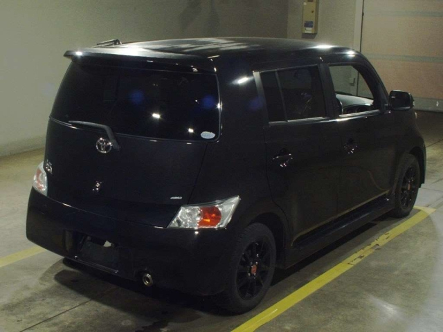 TOYOTA BB 2009