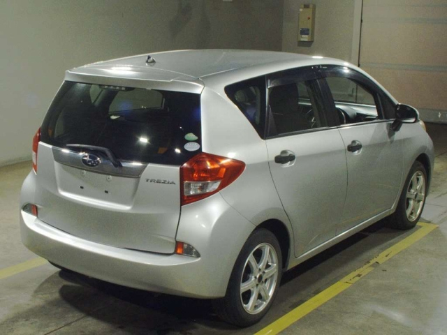 SUBARU TREZIA 2013