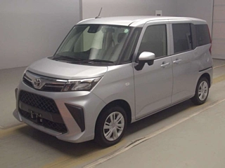 TOYOTA ROOMY 2022