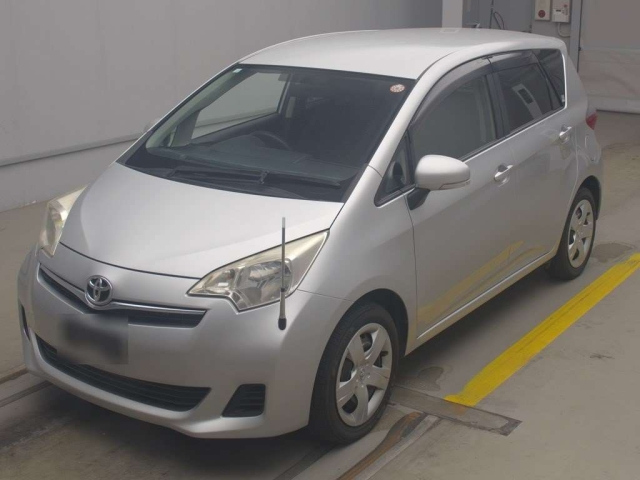 TOYOTA RACTIS 2010