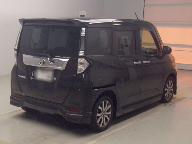 TOYOTA TANK 2019