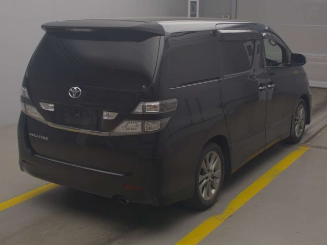 TOYOTA VELLFIRE 2010