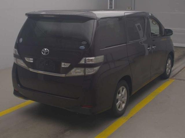 TOYOTA VELLFIRE 2010