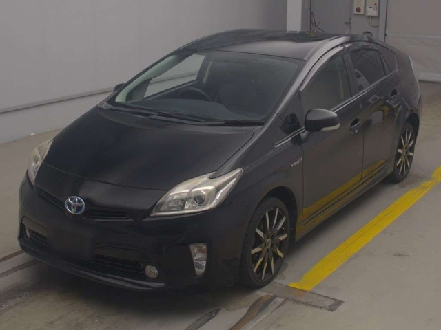 TOYOTA PRIUS 2013