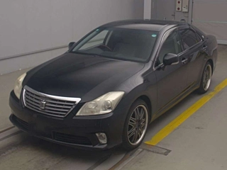 TOYOTA CROWN 2010