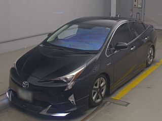 TOYOTA PRIUS 2016