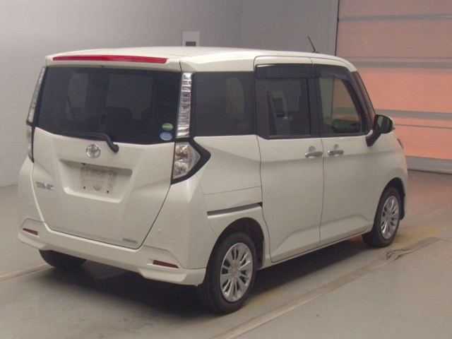TOYOTA TANK 2017