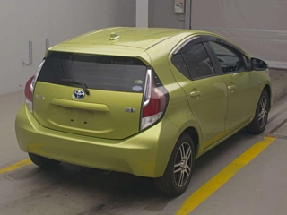 TOYOTA AQUA 2014