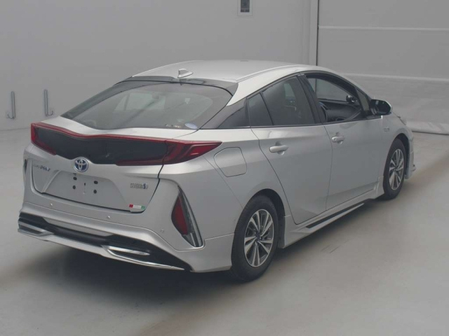 TOYOTA PRIUS PHV 2020